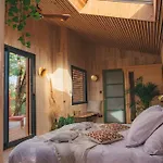 Idylle Du Causse Lodge